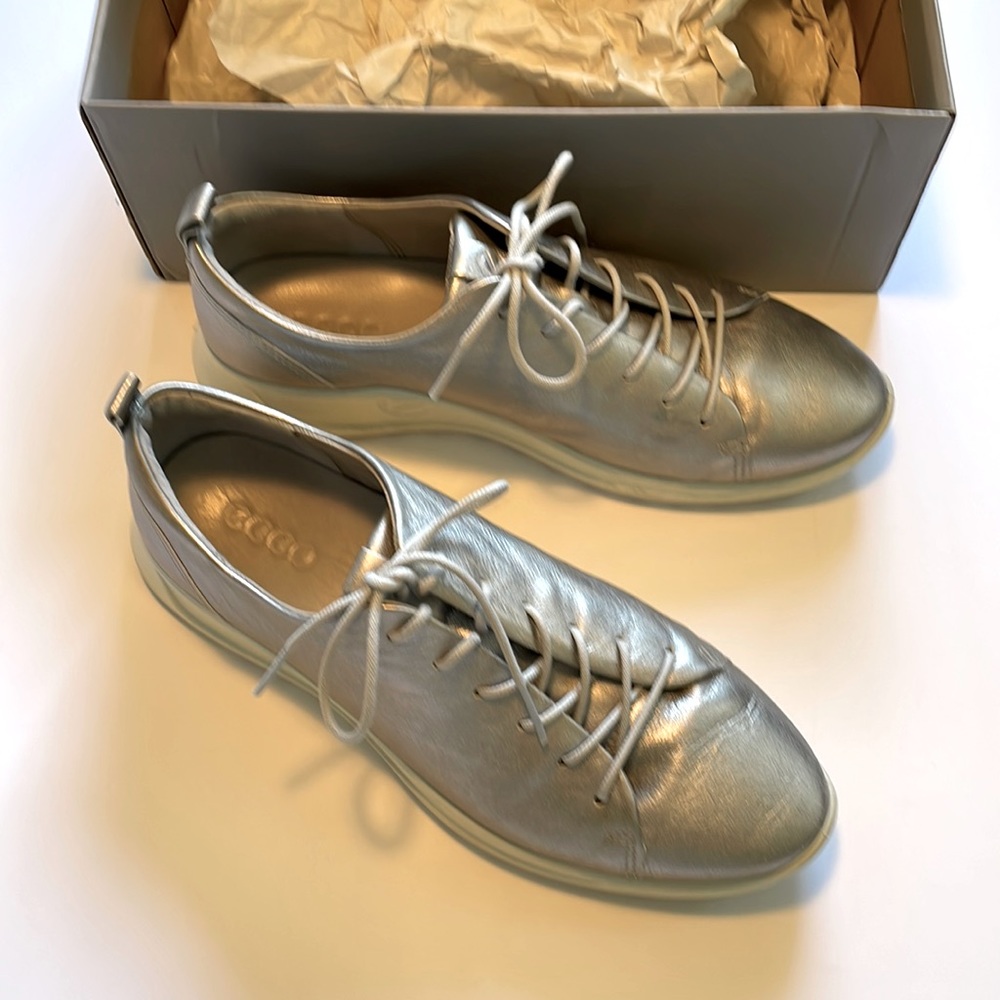 Ecco Silver Leather sneakers 9